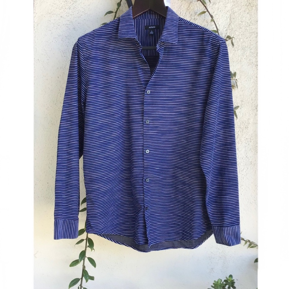 Alfani Striped long sleeve button down dress shirt size L.